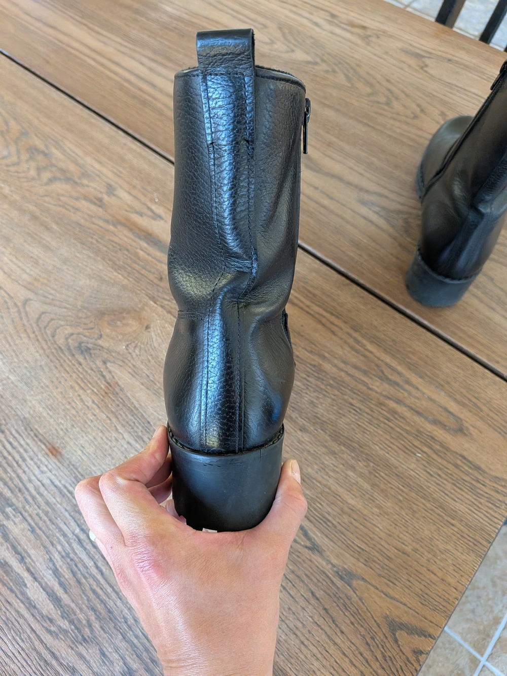 Santana Canada Women's Black Healed  Boots Size 41 Zip Closure - Picture 12 of 15